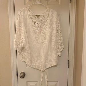 NWT Democracy White Lace Top Medium